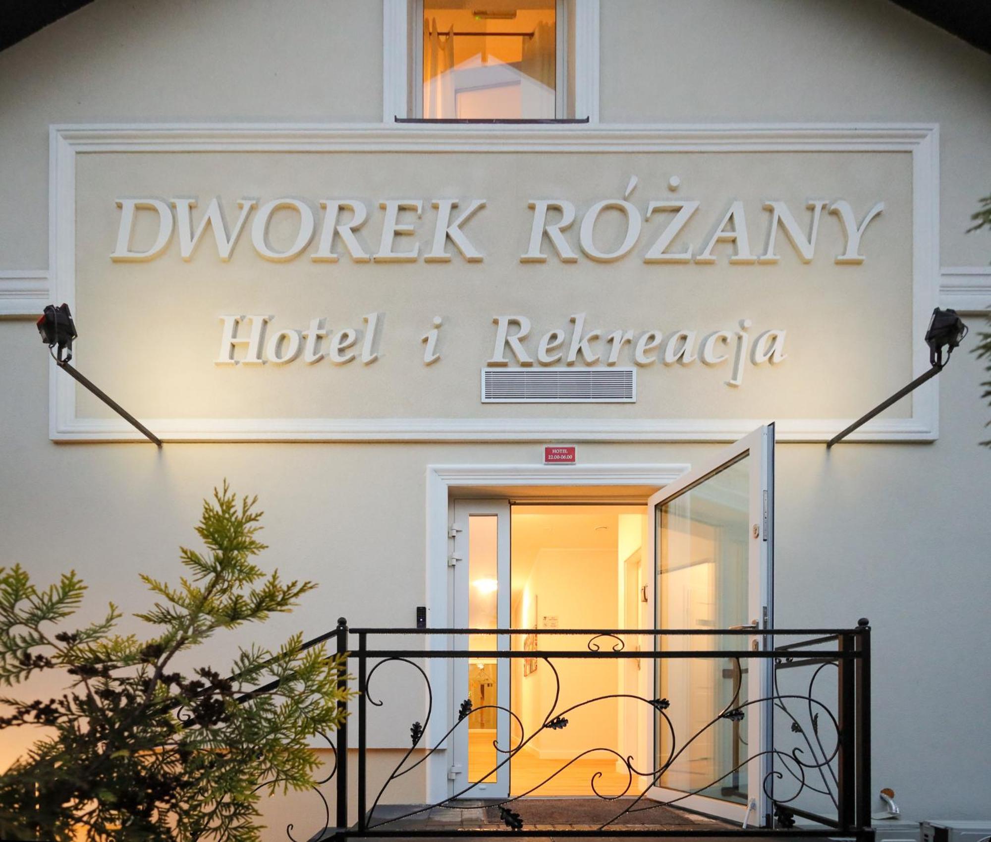 Dworek Różany Hotel&Restauracja Namysłów Exterior foto