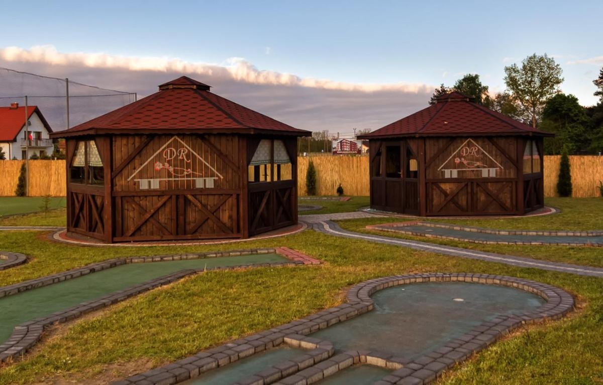 Dworek Różany Hotel&Restauracja Namysłów Exterior foto